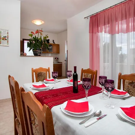 Gorgeous In With Wifi Holiday home Vodnjan